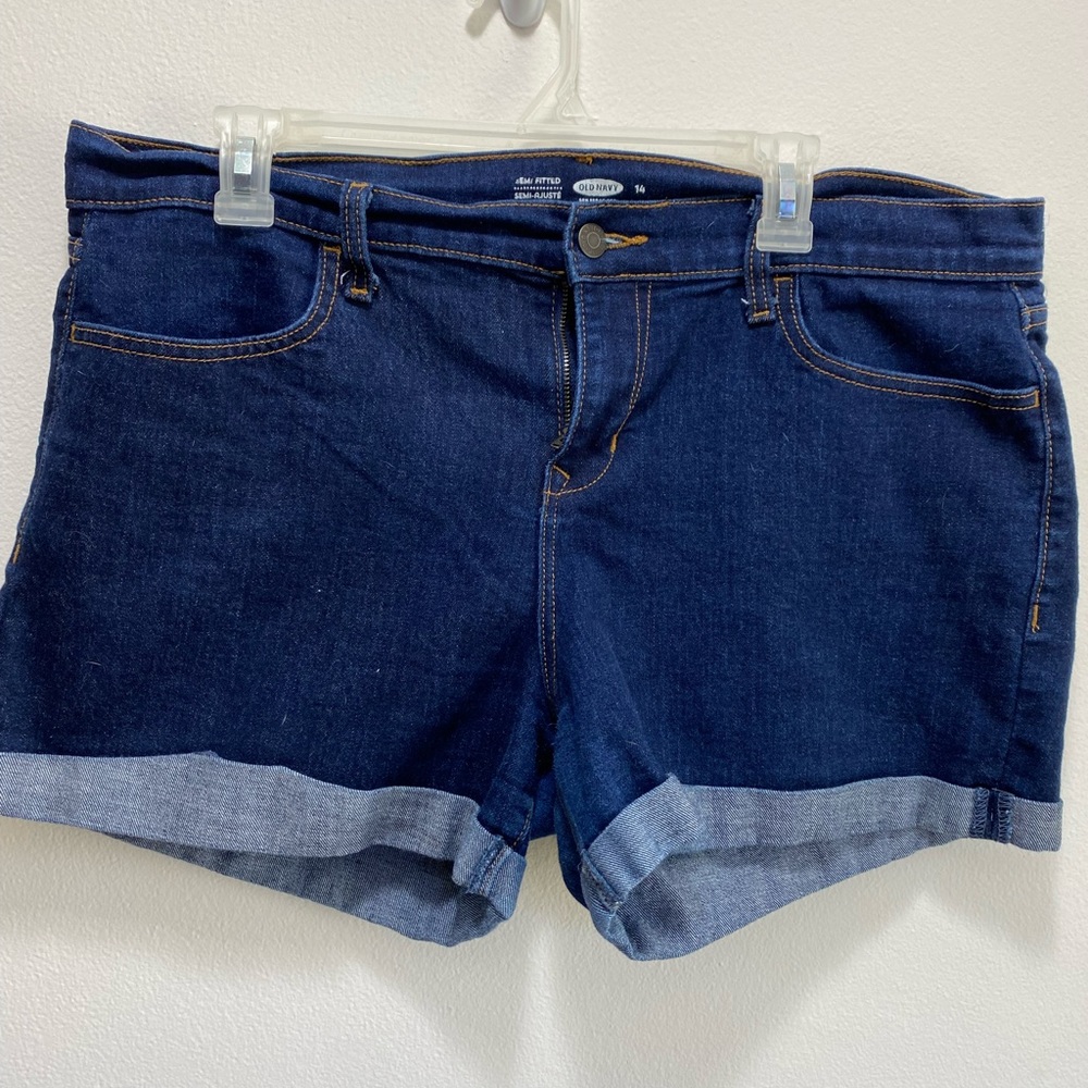 Old navy jean shorts size 14
